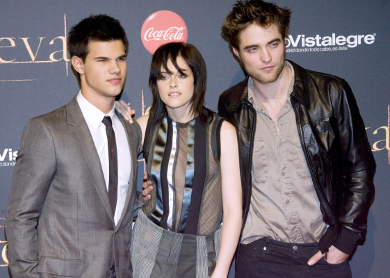 Robert Pattinson pic #283623