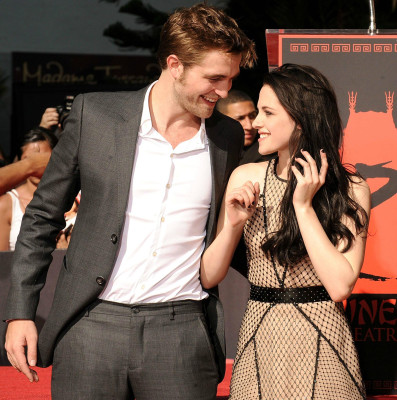 Robert Pattinson pic #440061