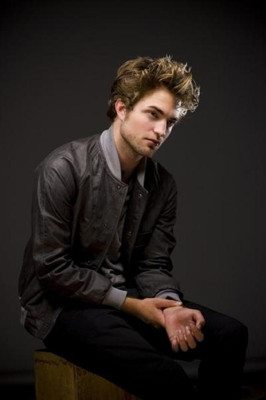Robert Pattinson pic #138311