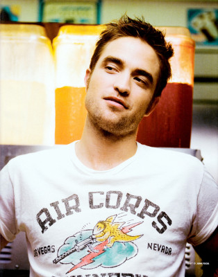 Robert Pattinson pic #513843