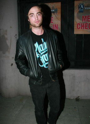 Robert Pattinson pic #121427