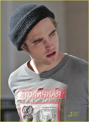 Robert Pattinson pic #124923