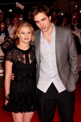 Robert Pattinson pic #244426