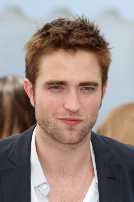 Robert Pattinson pic #503455