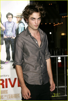 Robert Pattinson pic #119443