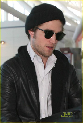 Robert Pattinson pic #123747