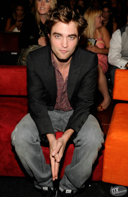 Robert Pattinson pic #183454