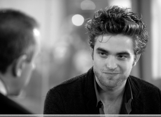 Robert Pattinson pic #247487