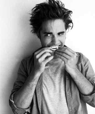 Robert Pattinson pic #138626