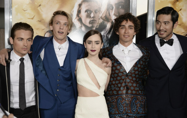 Robert Sheehan pic #627670