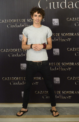 photo 10 in Robert Sheehan gallery [id629195] 2013-09-02 00:00:00