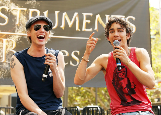 photo 26 in Robert Sheehan gallery [id627901] 2013-08-28 00:00:00