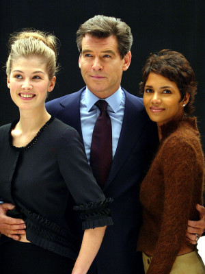 Rosamund Pike pic #502340