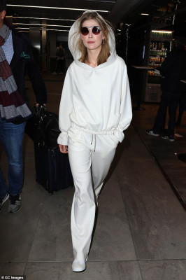 Rosamund Pike pic #1110290