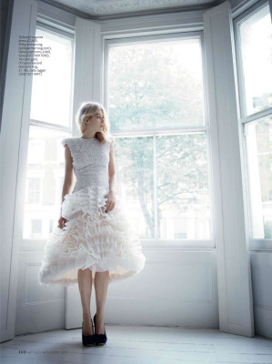 Rosamund Pike pic #425742