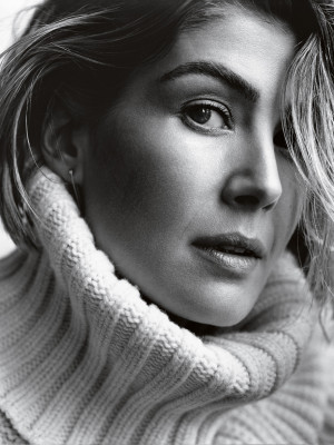 Rosamund Pike pic #728941