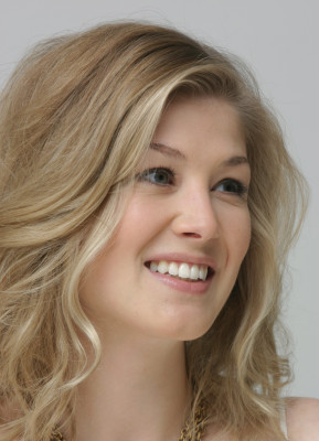 Rosamund Pike pic #220654