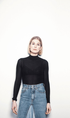 Rosamund Pike pic #1275351