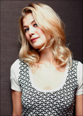 Rosamund Pike pic #191356