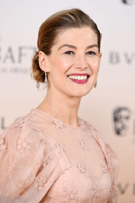 photo 17 in Rosamund Pike gallery [id1346472] 2024-03-25 00:00:00