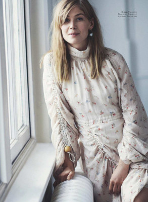 Rosamund Pike pic #1089330