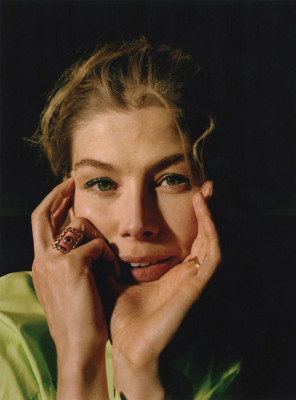 Rosamund Pike pic #913315