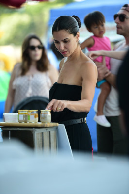 photo 18 in Roselyn Sanchez gallery [id1222718] 2020-07-20 00:00:00
