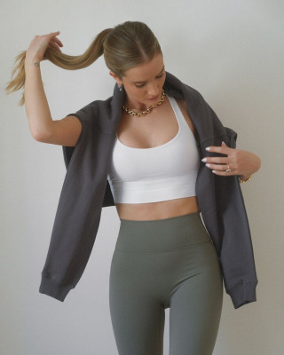 Rosie Huntington-Whitely pic #1331809