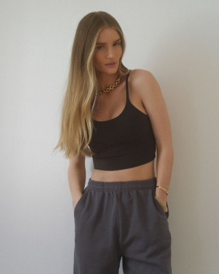 Rosie Huntington-Whitely pic #1374584