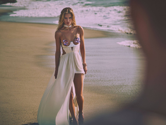 Rosie Huntington-Whitely pic #818714