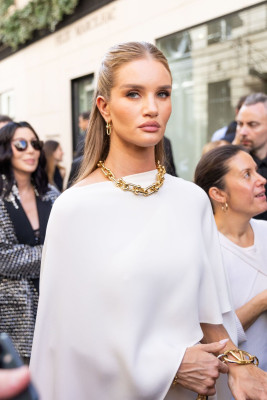 Rosie Huntington-Whitely pic #1336777