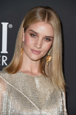 Rosie Huntington-Whitely pic #1130090