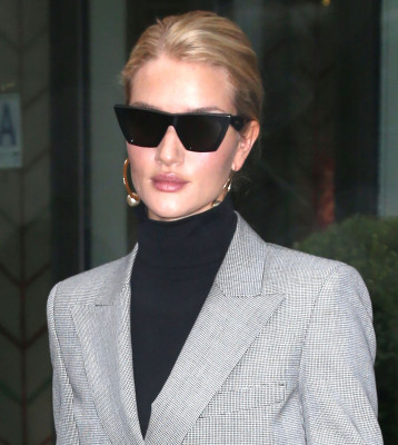 Rosie Huntington-Whitely pic #1027155