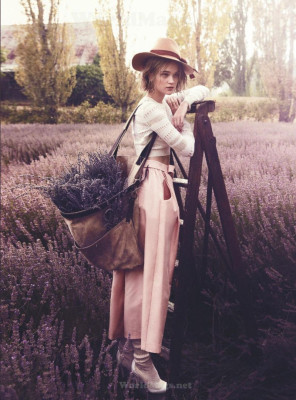 Rosie Tupper pic #914746