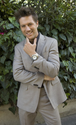 Ross Thomas pic #469415