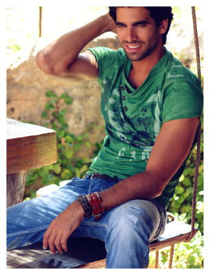 Ruben Cortada pic #518768