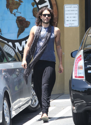 photo 3 in Russell Brand gallery [id621105] 2013-07-26 00:00:00