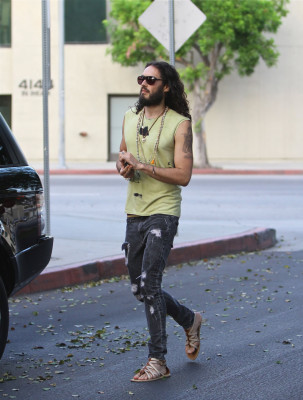 photo 13 in Russell Brand gallery [id542797] 2012-10-14 00:00:00