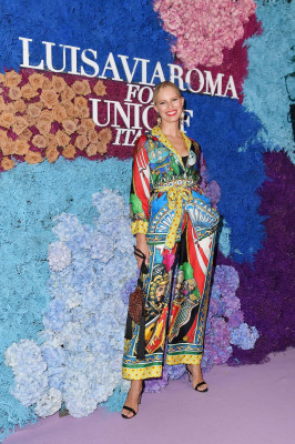 photo 5 in Karolina Kurkova gallery [id1271295] 2021-09-24 00:00:00