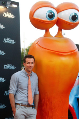 Ryan Reynolds pic #615444