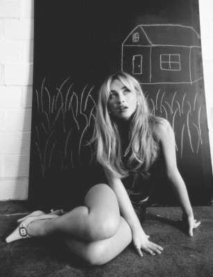 Sabrina Carpenter pic #1339305