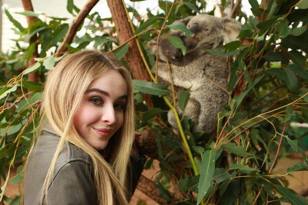Sabrina Carpenter pic #872003