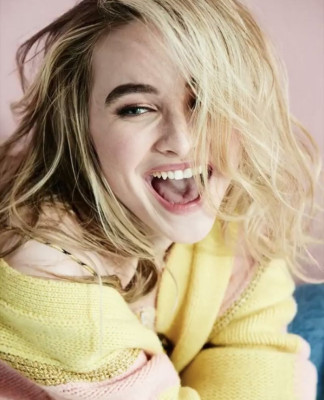 Sabrina Carpenter pic #1050731