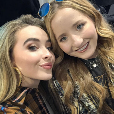 Sabrina Carpenter pic #1076075