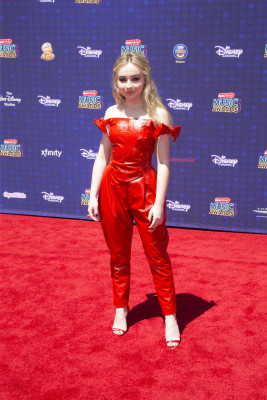 Sabrina Carpenter pic #929270
