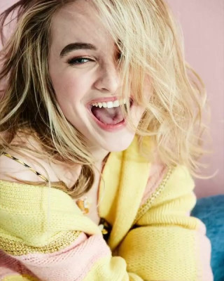 Sabrina Carpenter pic #1051611