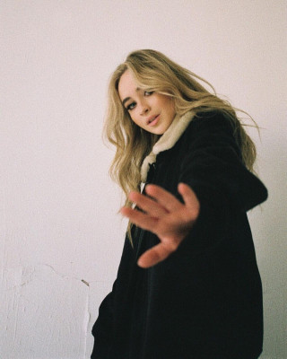 photo 29 in Sabrina Carpenter gallery [id1032941] 2018-04-28 00:00:00