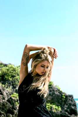 Sahara Ray pic #1066542