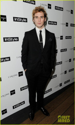 Sam Claflin pic #828637