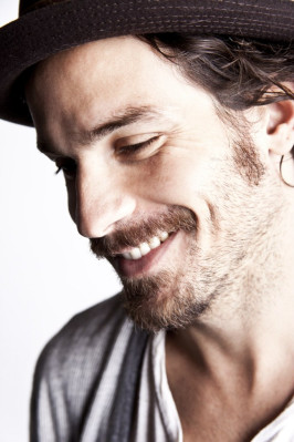 Santiago Cabrera pic #596362